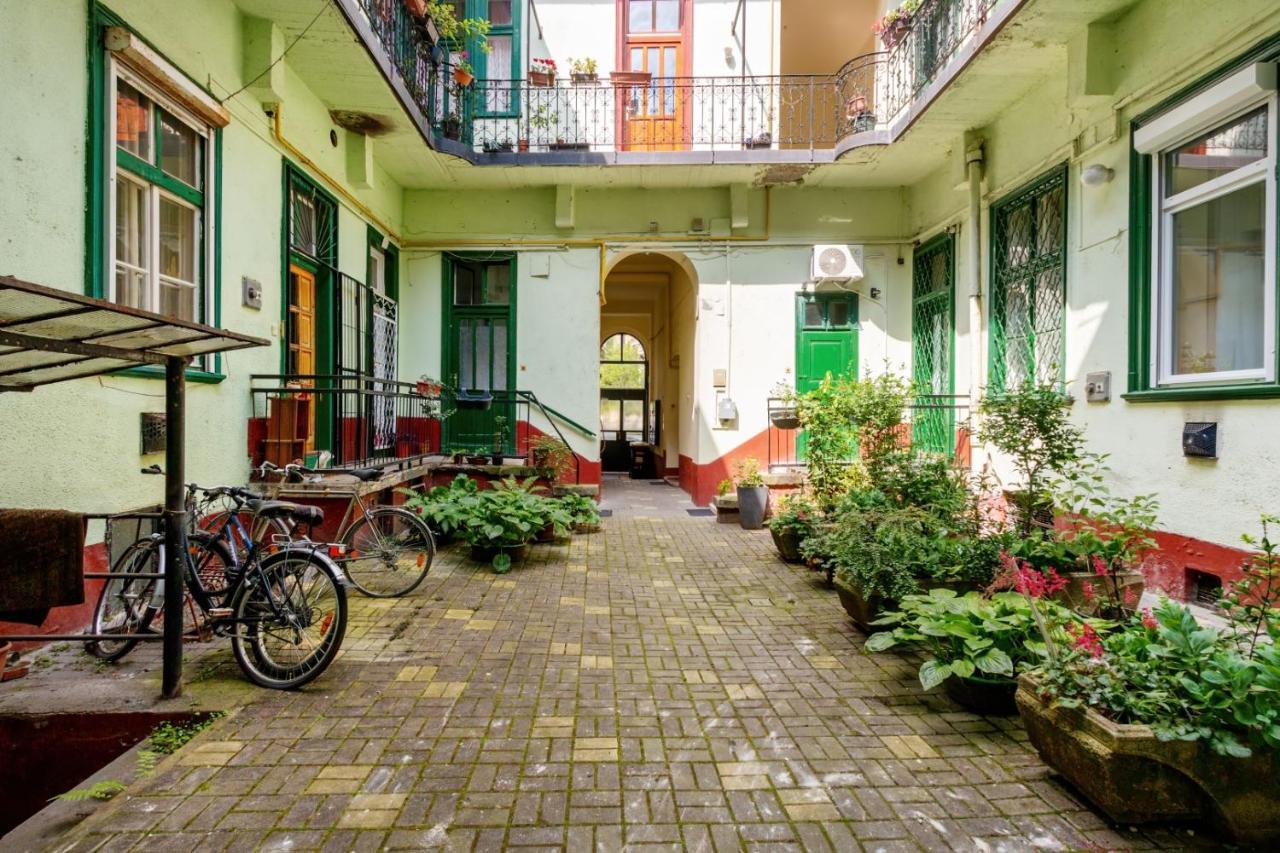 Harmony Hideaway In City Center Boedapest Buitenkant foto